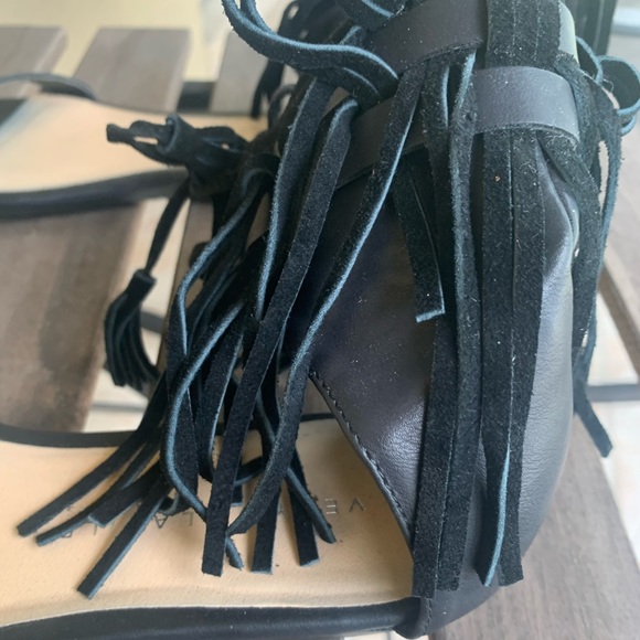 Very Volatile Fringe Sandal - Picture 3 of 8